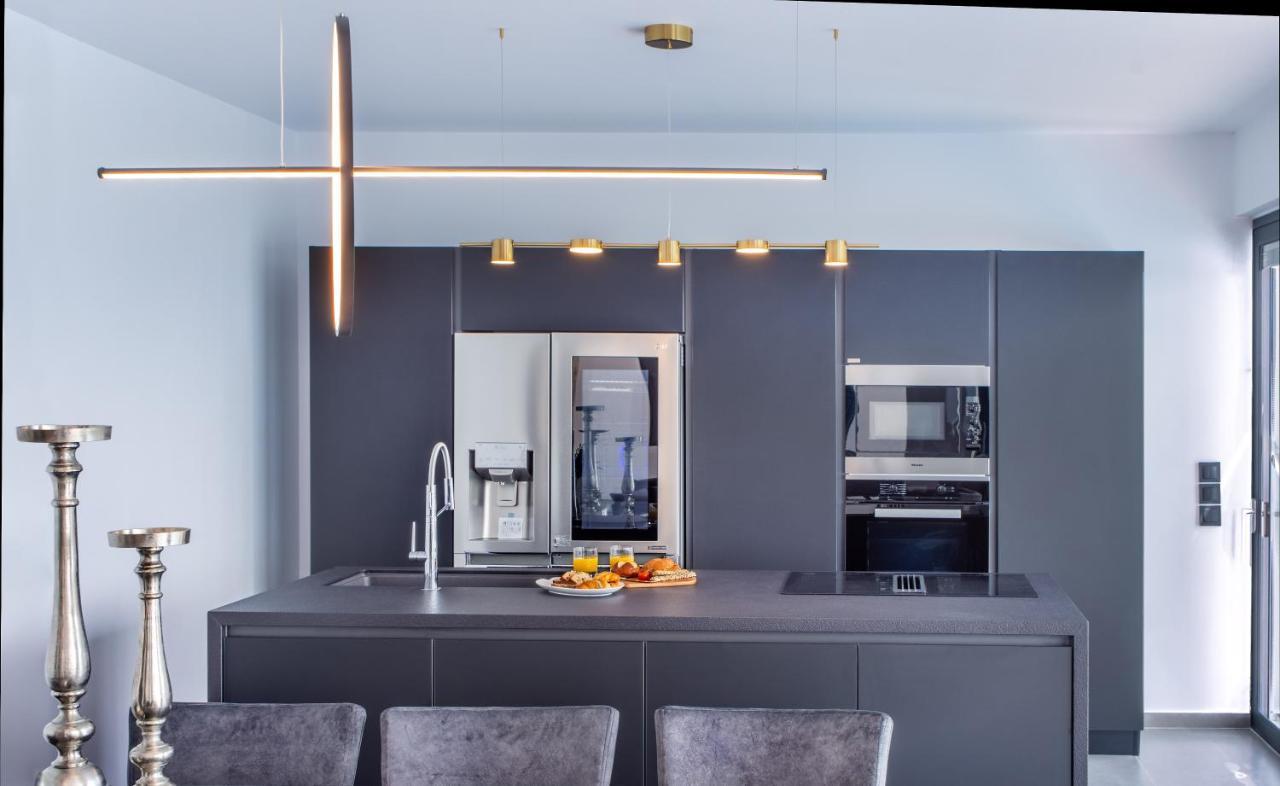 Desun Suites Kolonion Exterior foto